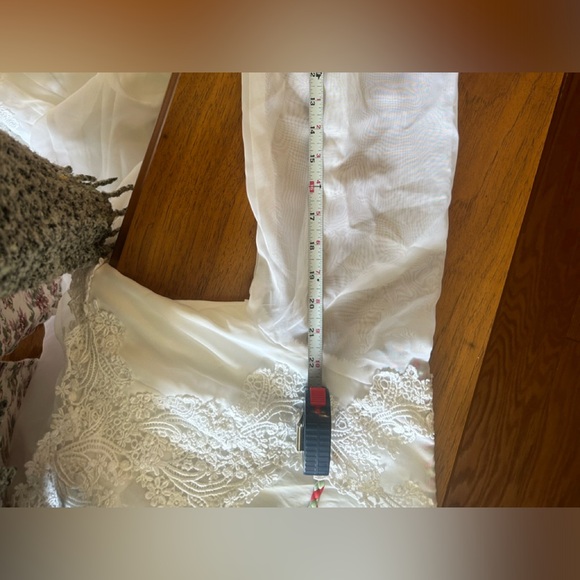 Vintage Wedding Dress - Picture 8 of 9